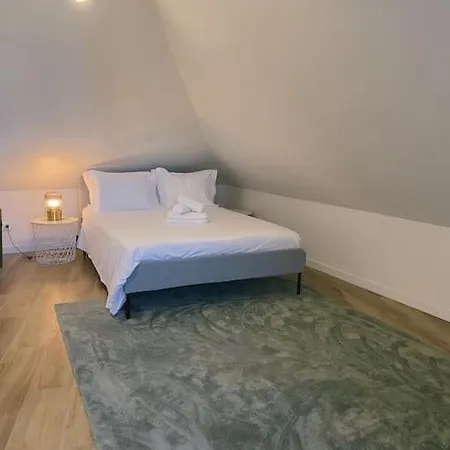 Graceful Tejo 204 * Lisbon