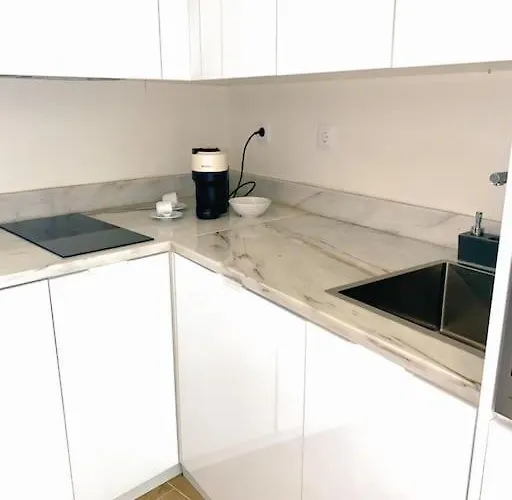 Graceful Tejo 204 * Lisboa